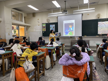 114年12月16日東門國小志工媽媽說稅趣租稅宣導活動